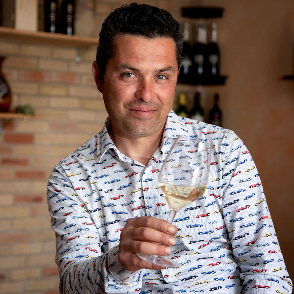 Tenuta Bruno Produzione Propria Vini e Spumanti