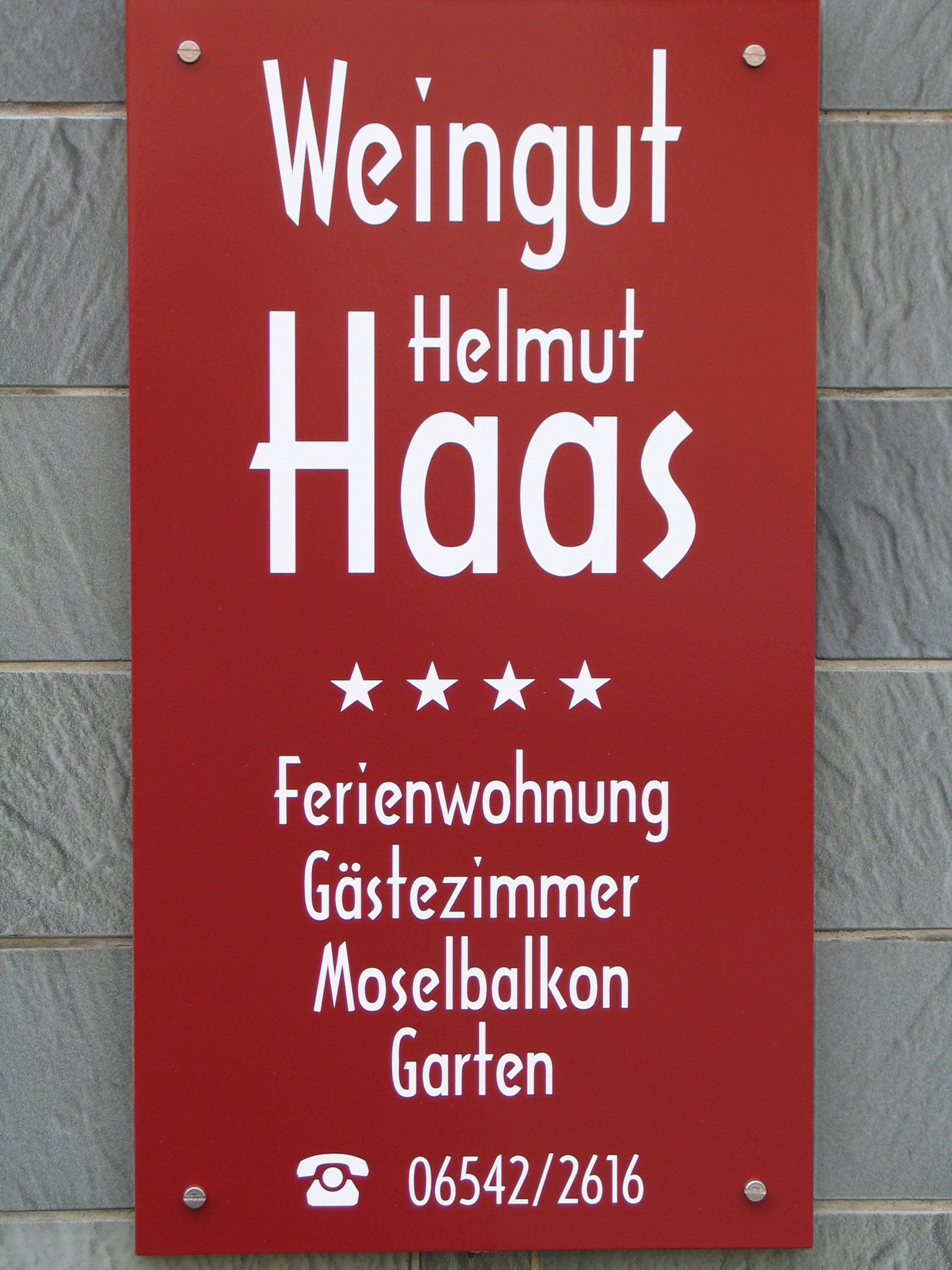 Weingut-Gästehaus-Haas