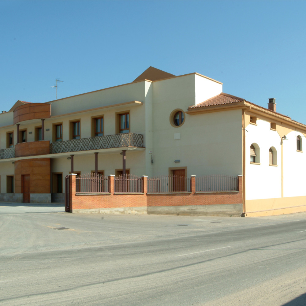 Bodegas de Campo De Enanzo