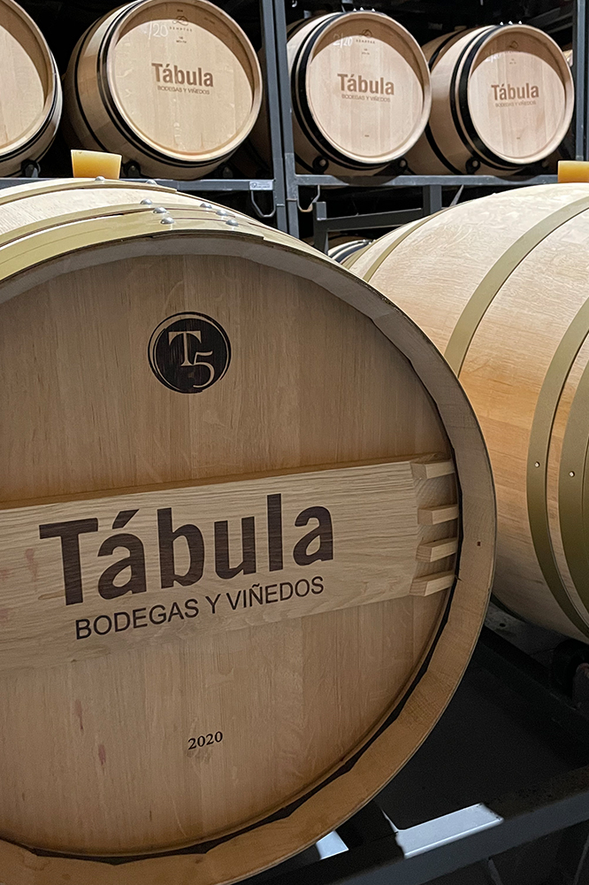 Bodegas y Viñedos Tábula, S.L.