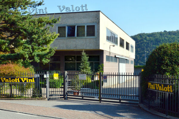 Vini Valoti sas di Valoti Franco e c.