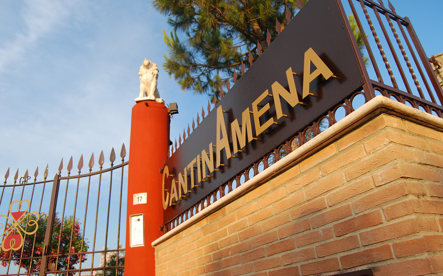 Cantinamena