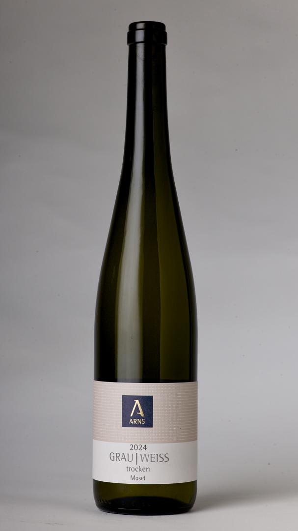 2024 Grau/Weiss trocken